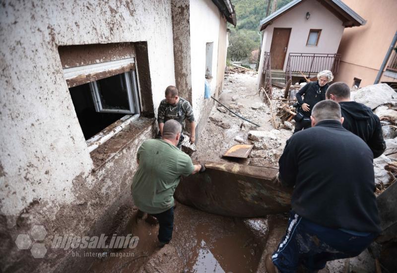 FOTO/VIDEO | Bljesak.info u Donjoj Jablanici: Nastavlja se potraga za nestalima, počela padati kiša